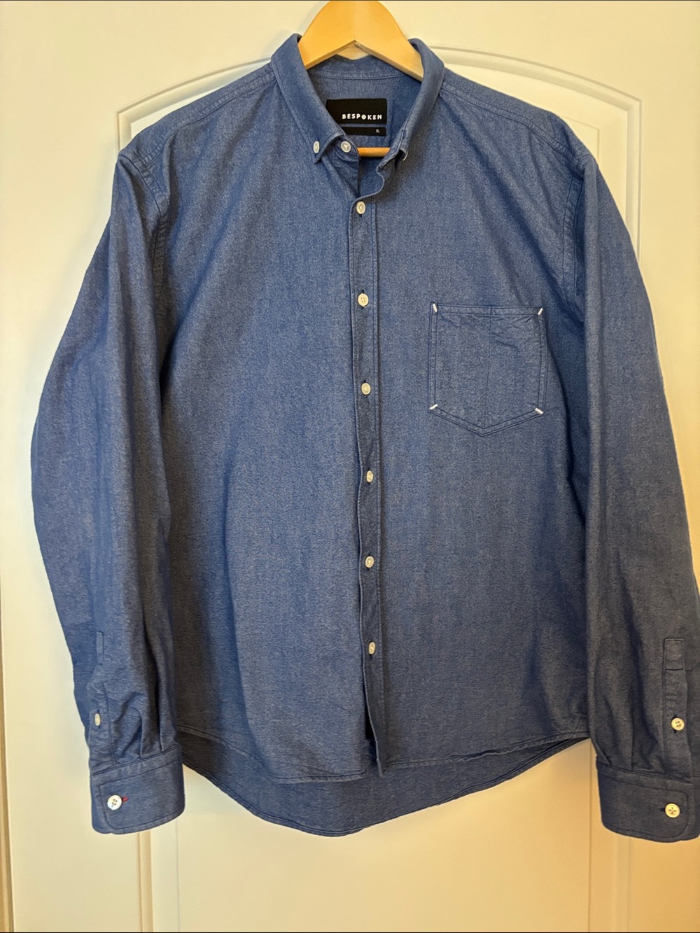 Bespoken Chambray Blue Button-Down Shirt Men’s XL EUC